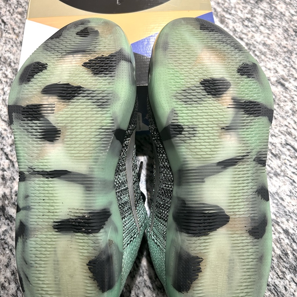 Kobe 11 All Star comes with original box